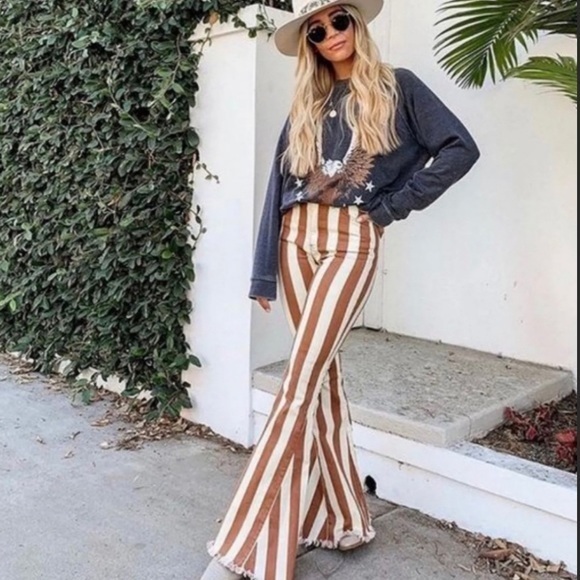 BOHO BABE BOLD-Striped Denim Flare Jeans - Picture 2 of 12